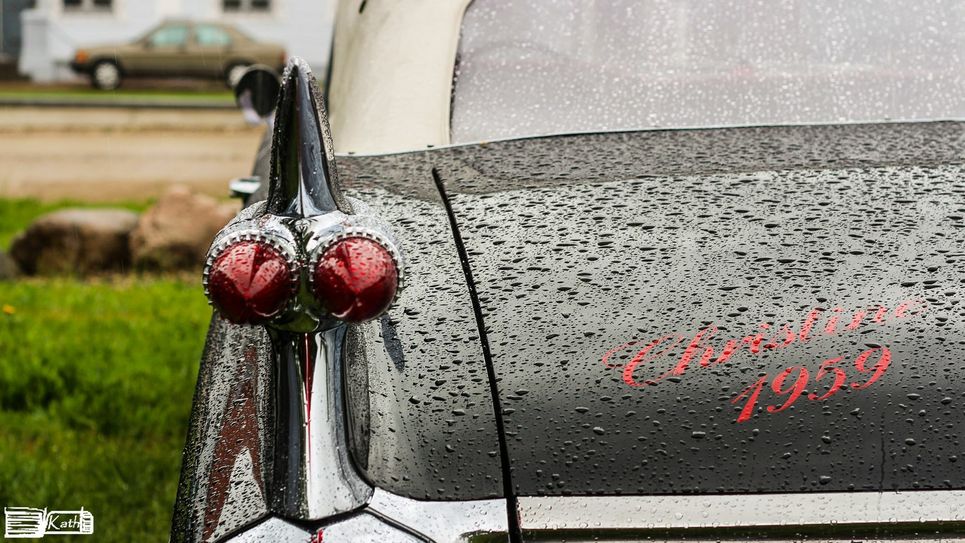 Die Youngtimer-Klassiker treffen am Pfingstsonntag gegen 15 Uhr im Findlingspark ein. Fotos: Elmar Gehrke