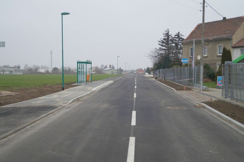 Erster Bauabschnitt der K 8512 in Zabeltitz ist geschafft. Das komplette Vorhaben ist aber erst Ende 2021 beendet. Foto: LK