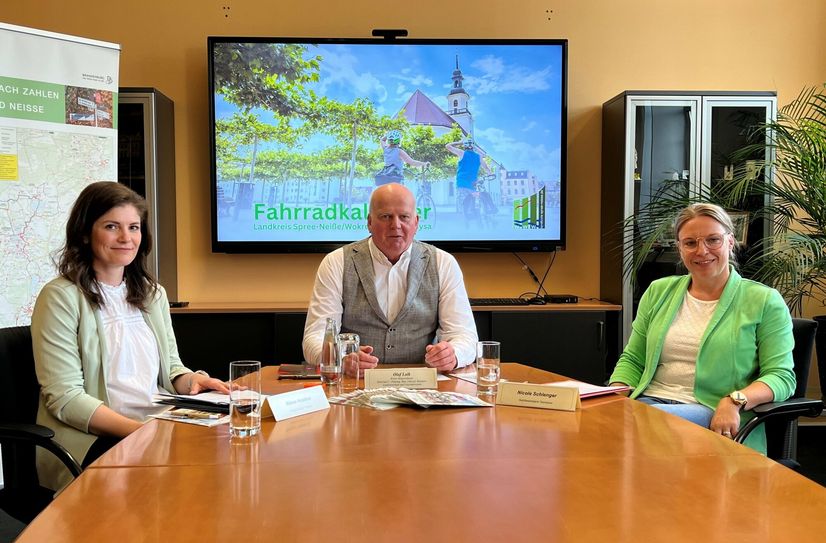 Milena Hotzkow, Olaf Lalk und Nicole Schlenger (v.l.) berichteten u.a. über Radtouren, Angebote und den Tourismus im Landkreis.