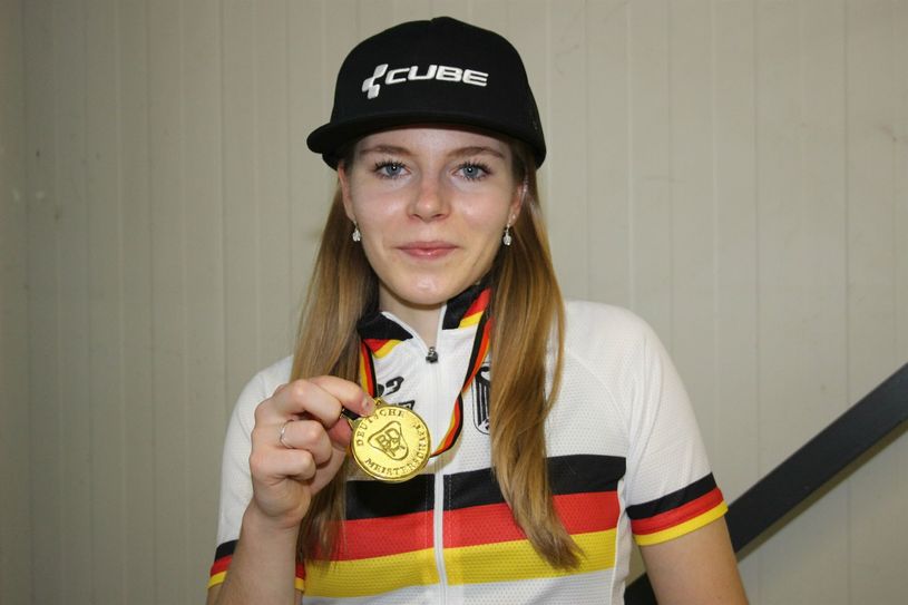 In Luckenwalde fand vom 8. zum 9. Januar die Deutsche Meisterschaft im Radcross statt, an der neben Titelverteidigerin Judith Krahl (Foto), auch Larissa Luttuschka (24) und Eddie Pettack (12) den Radsportverein (RSV) Finsterwalde erfolgreich vertraten.