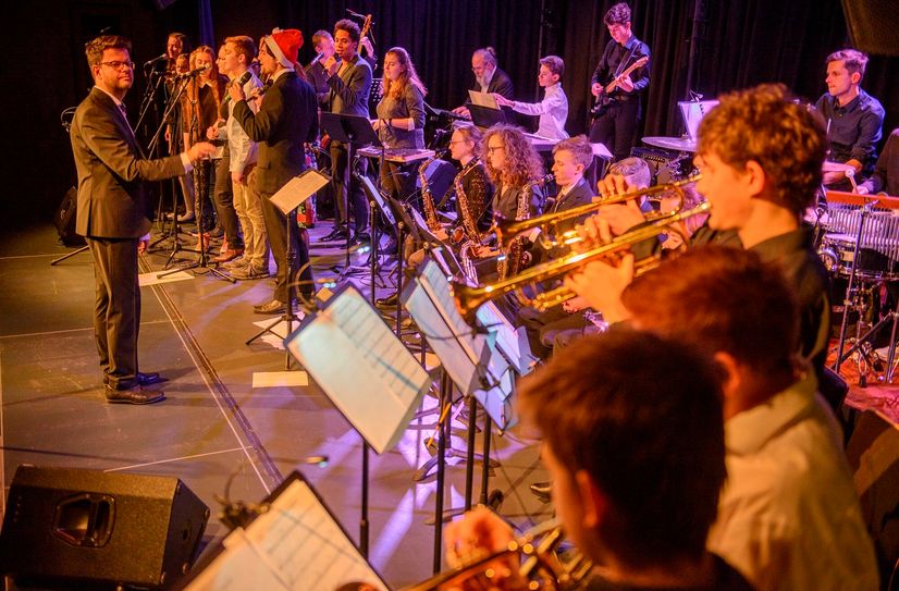 Deutsche und polnische Jugendliche musizieren für den guten Zweck.  Foto: M. Bulang