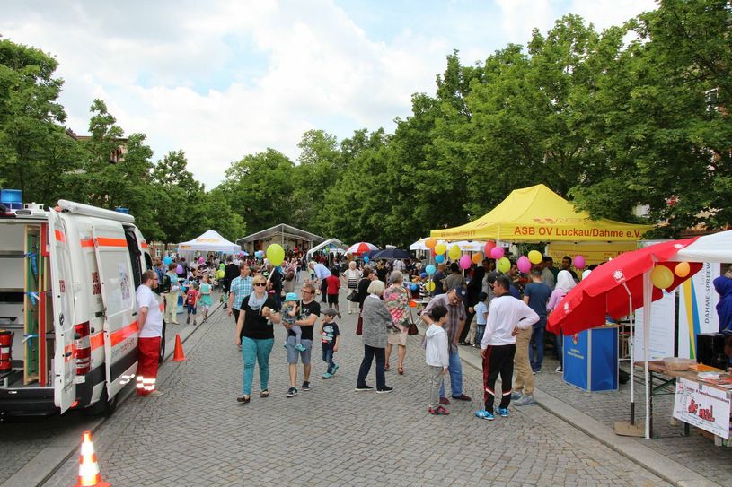 Vorbereitet hat sich Richter in den letzten Wochen mit den Breitensportlern der Sportgruppe Di-Do-Boxing des Cottbuser Boxverein 2010 e.V., die auch die Veranstaltung im Glad-House organisiert.