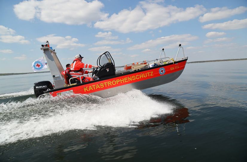 Mit dem neuen Boot kann künftig Betroffenen in Hochwasserlagen noch besser geholfen werden.