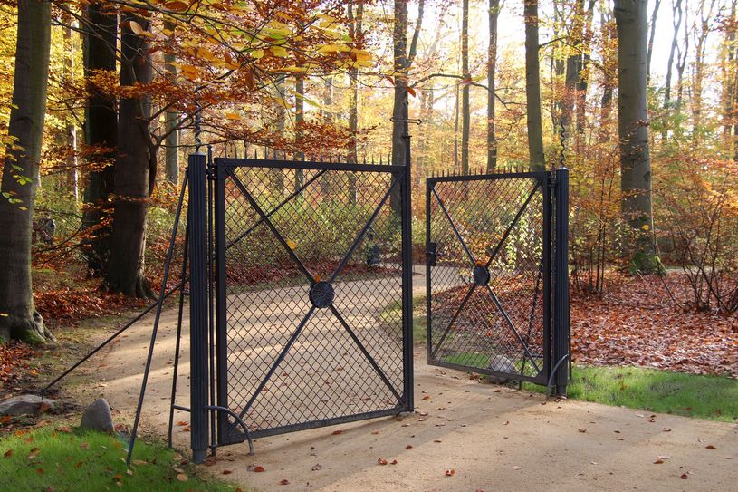Tor zum Erbbegräbnis im Branitzer Park.