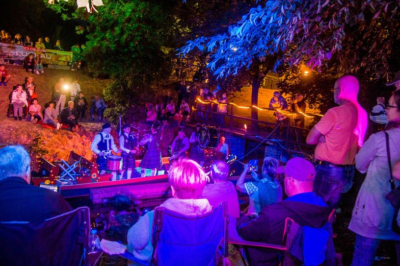 Romantisch: Die Kahnnacht in Luckau. Foto: Stadt Luckau