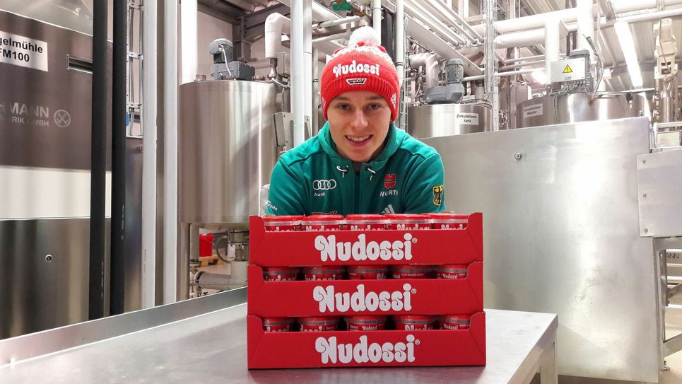 Kombinierer Terence Weber in der NUDOSSI-Produktionsstätte in Radebeul. Foto: NUDOSSI
