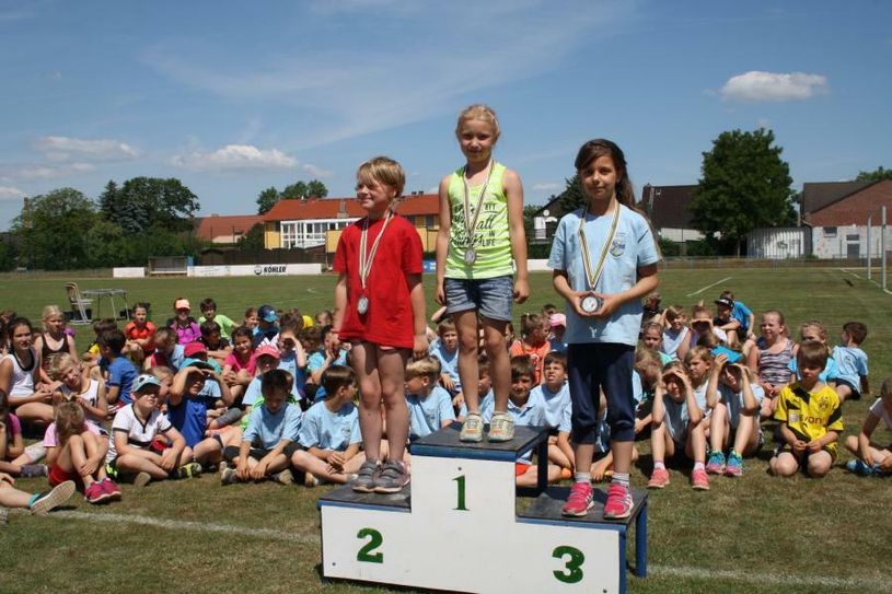 Für die besten Sportler gab es Ehrungen. Foto: Kreissportbund OSL