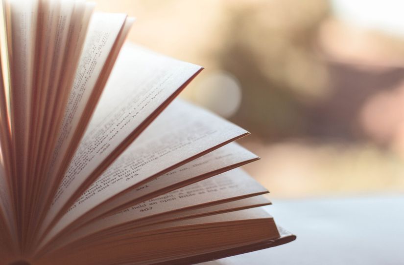 Ein gutes Buch ist eine echte Alternative zum Smartphone.