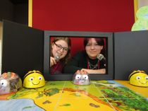 Falka Rißler und Sophie Tuttas setzten die Idee zur Bibliothek der Dinge um.