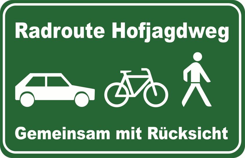 Nichtamtliche Schilder entlang der Straße sollen auf dem Hofjagdweg für mehr Verständnis und Rücksicht werben. Quelle: Landkreis Dahme-Spreewald