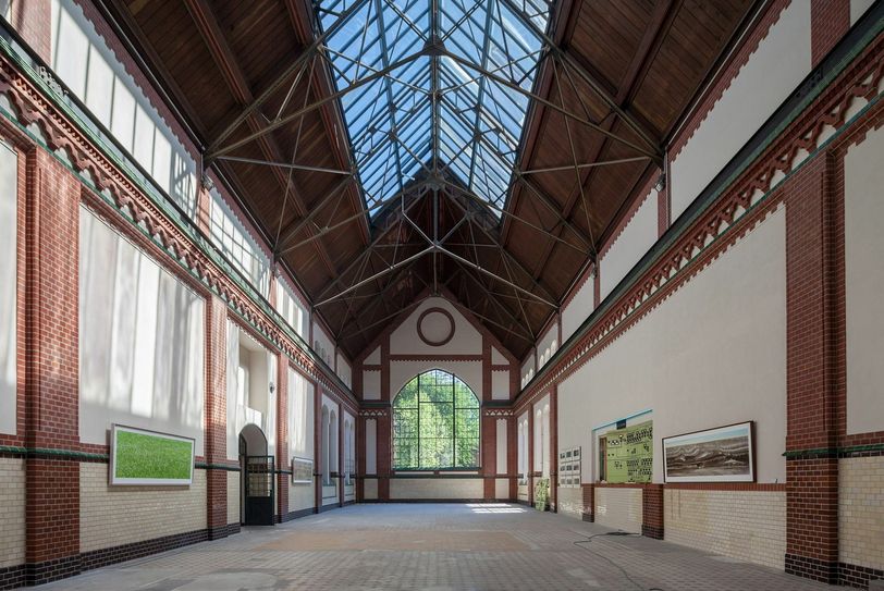Blick in den sanierten Turbinensaal. Hier sollen künftig Seminarräume und Büroräume entstehen. Die Planungen hierfür oblagen dem Architekturbüro Dr. Udo Günther aus Cottbus. Foto: Markus Bollen