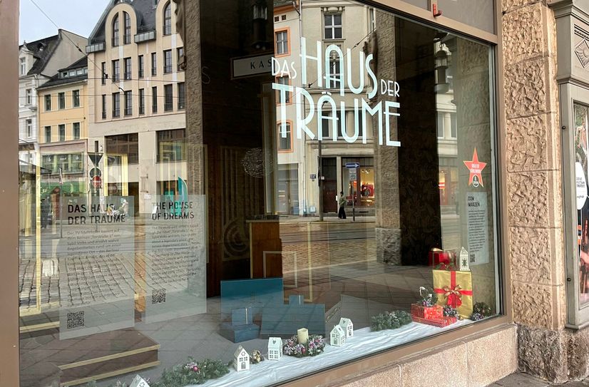 Das andere ist der Serie "Das Haus der Träume" gewidmet.