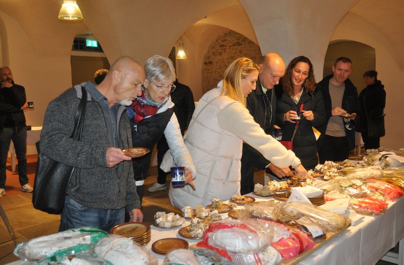 Die eingereichten Stollen überzeugten sowohl den Prüfer als auch interessierte Gäste.