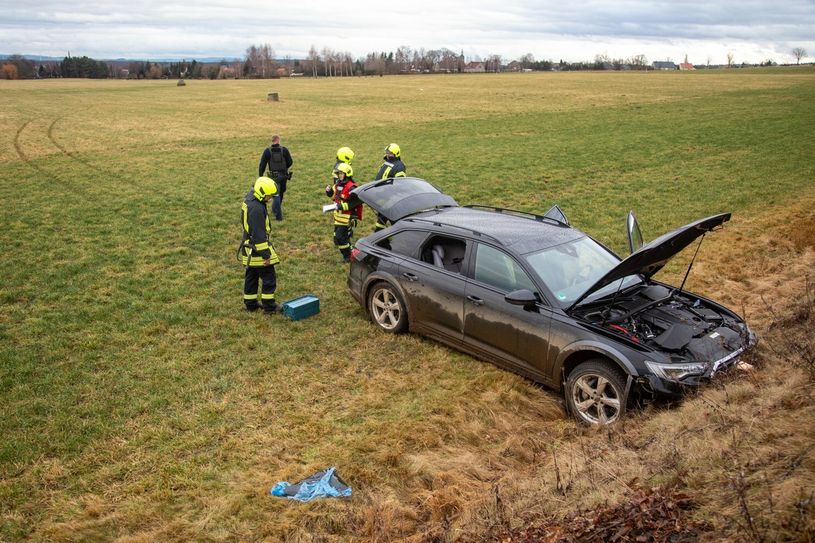 Nach circa 700 Metern kam das Auto an der Straße "Zum Wasserberg" zum Stehen.