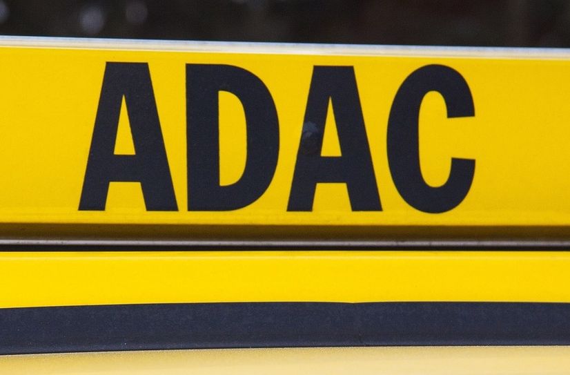 Für Autofahrer besteht Ende November die Möglichkeit, ihr Fahrzeug kostenfrei beim ADAC überprüfen zu lassen.