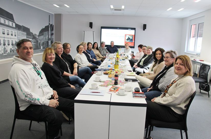 Das erste gemeinsame Netzwerktreffen der Projektpartner fand bei der AWO-Lausitz statt, die auch Träger des Vorhabens gegen Wohnungslosigkeit ist.
