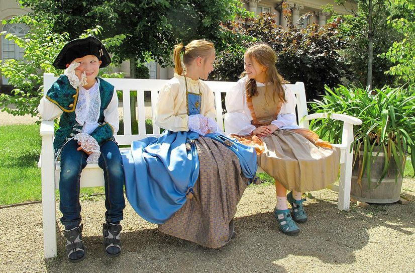 Am 16. August dürfen Ferienkinder in historische Kostüme schlüpfen.