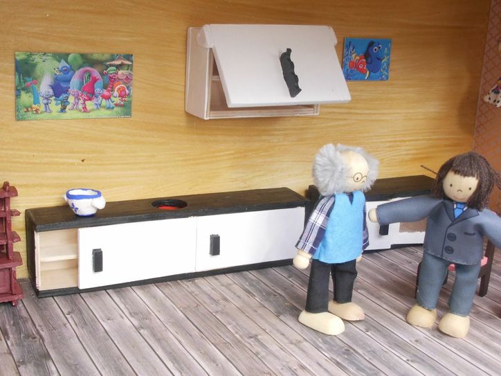 Blick in das gespendete Puppenhaus. Foto: Verein