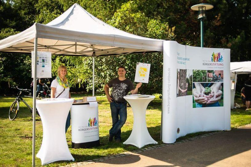 Auch mit einem Stand zeigte die Bürgerstiftung im September beim Tag der Vereine Flagge. Foto: privat