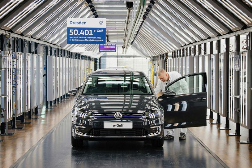 Der letzte in der Gläsernen Manufaktur produzierte e-Golf verließ am 23. Dezember 2020 das Werk.