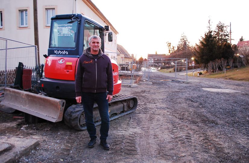 Viele Jahre haben die Struppener auf eine Sanierung der maroden Ortsdurchfahrt gewartet. Unter dem neuen Bürgermeister Sachse wird diese nun realisiert.