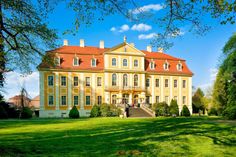 Vor und hinter dem Barockschloss Rammenau ist am 2. Juni einiges los.