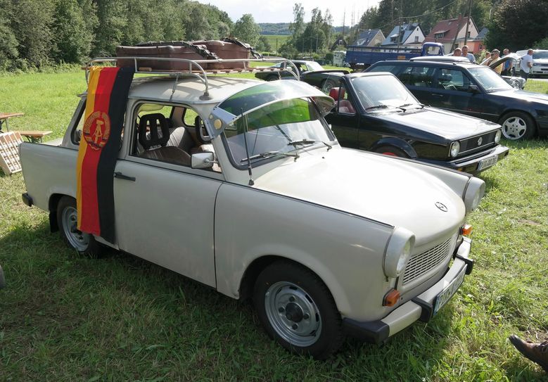Altblech willkommen auf dem Markersbacher Fußballplatz. Foto: privat
