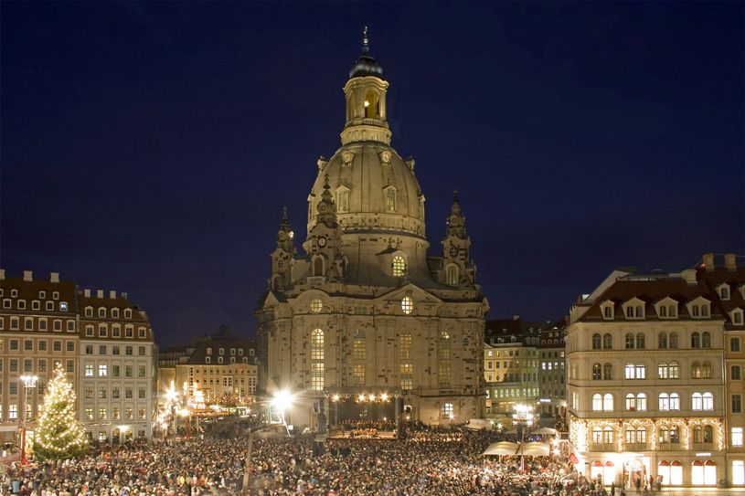 Weihnachtliche Vesper am Neumarkt vor der Frauenkirche. Foto: PR