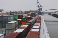 Der Riesaer Hafen ist als Umschlagplatz - Straße-Schiene - stark genutzt.