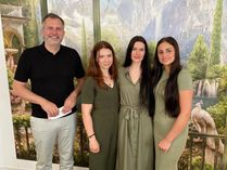 V.l.: OB Schick, Friederike Olivia Stengel-Härtel, Madlien Ernst und Victoria Buraczynski