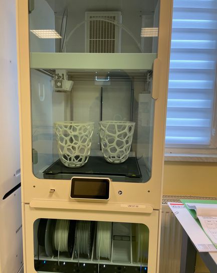 Die 3D-Drucker in der Offenen Werkstatt werden in den Ferien kreativ genutzt. Foto: Farrar