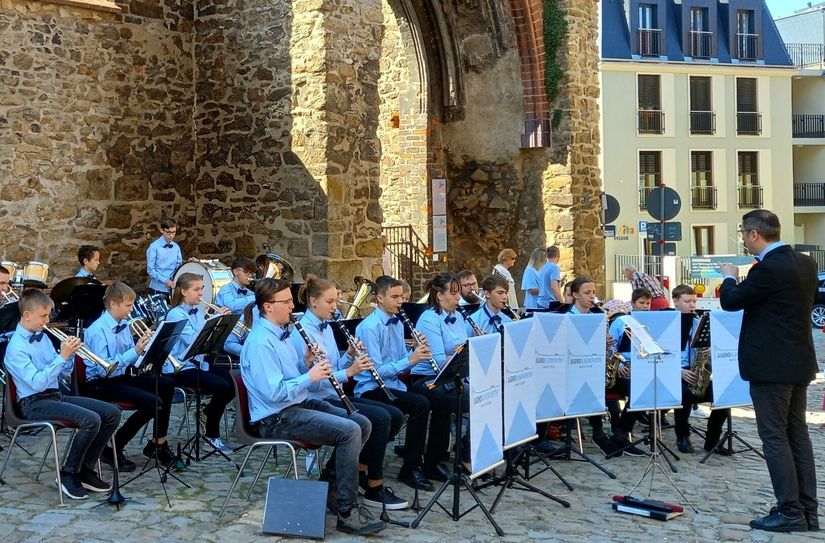 Das Jugendblasorchester gibt am 12. Mai ein Frühlingskonzert zum Muttertag.