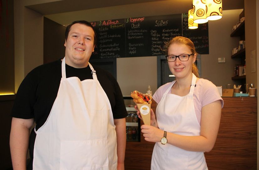 Christina und Maximilian Koch haben das Waffle Paradise auf der Hospitalstraße eröffnet.