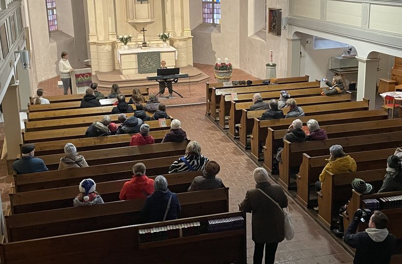 In der Kirche gab 2023 der musikalische Nachwuchs einen Einblick in sein Können. Auch in diesem Jahr sind dort junge Musiker aktiv.