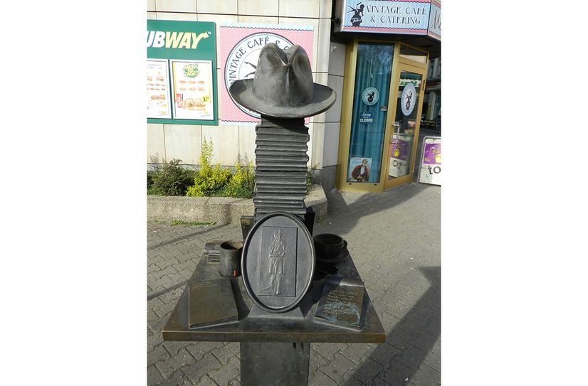 Kästner-Denkmal am Albertplatz.