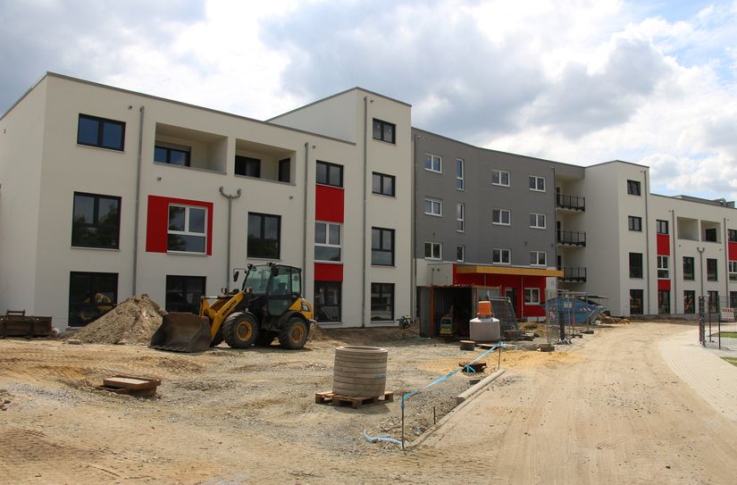 Es geht voran im neuen Quartier der AWO-Lausitz. Die feierliche Einweihung ist für den 1. August dieses Jahres geplant.