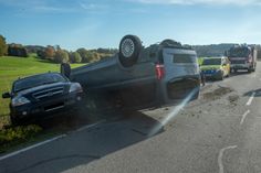 Ein Fahrzeuggespann geriet zwischen Burkau und Elstra ins Schleudern und verunfallte.