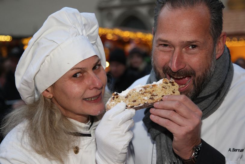 Konditorin und Chocolatier und Inhaberin Grit Großmann von Aus Liebe zum Genuss - Bäckerei Hiekel Pirna und André Bernadzky (r.), Diplom - Lebensmittelchemiker und Chef der Akademie Deutsches Bäckerhandwerk in Dresden (Landesinnungsverband Saxonia des Bäckerhandwerks Sachsen).