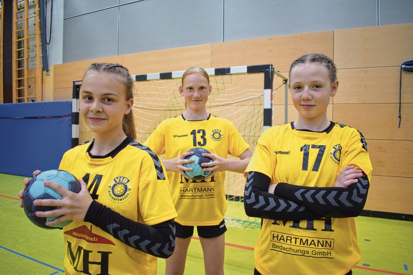 Von links: Larissa Klose, Helene Lieschke und Melina-Jolie Lalurny spielen beim VfB 1999 Bischofswerda und gehören der Sachsenauswahl an.