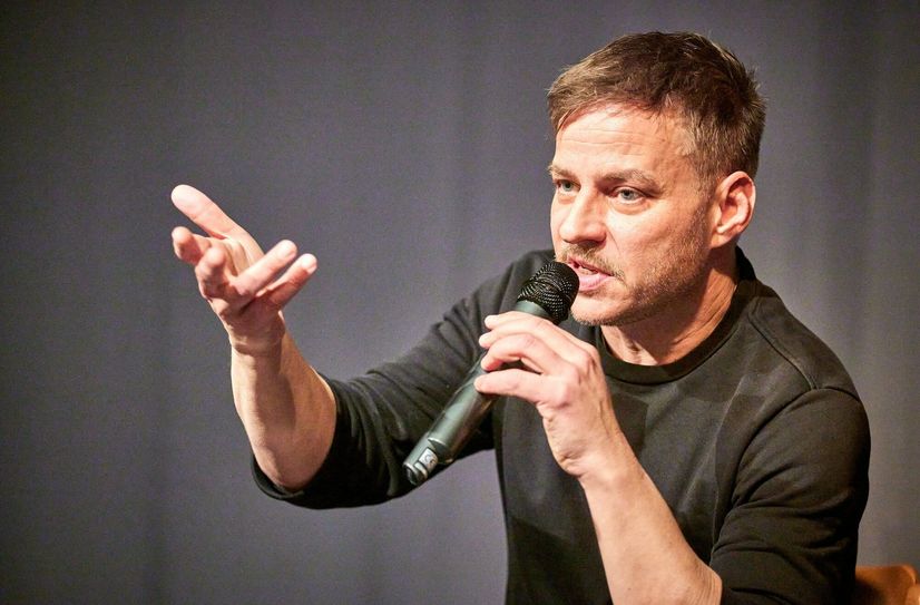 Thomas "Tom" Wlaschiha (49) auf Heimatbesuch .