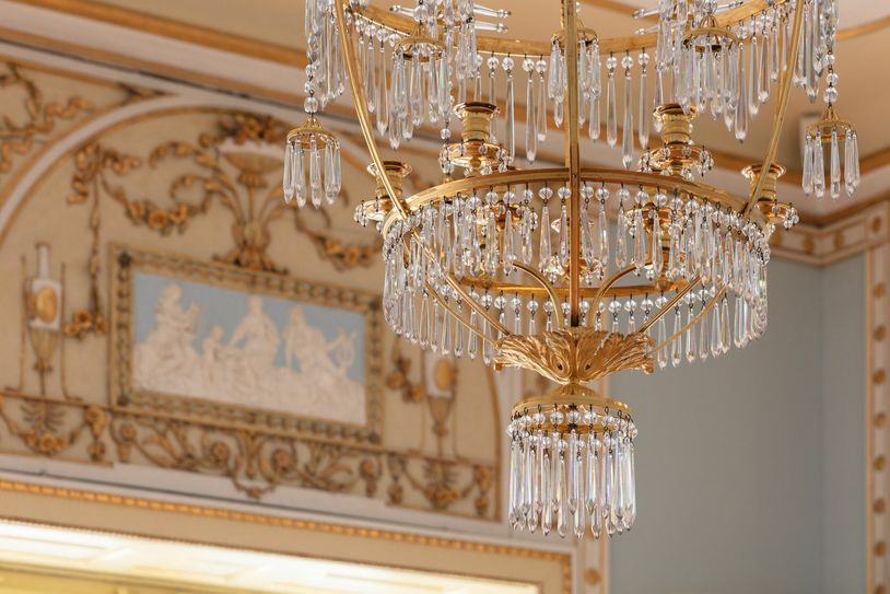 Blick in die restaurierten Kaiserzimmer von Schloss Pillnitz, die ab 28. August wieder öffentlich zugänglich sind. Fotos SKD