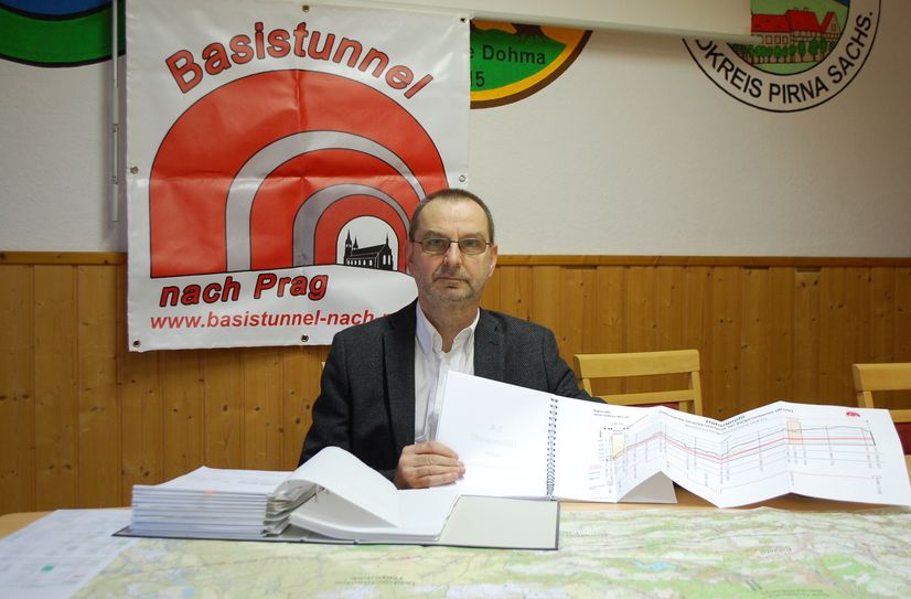 Steffen Spittler hatte 2018 die Idee, die Neubaustrecke zwischen Dresden und Prag als »Volltunnel« auszuführen. Seitdem plant er intensiv an der Trassenführung und setzte sich letztendlich damit durch.