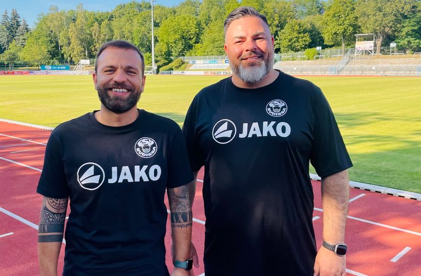 Die neuen Budissa-Trainer Steve Dieske (rechts) und sein Assistent Eric Prentki standen dem WochenKurier Rede und Antwort.