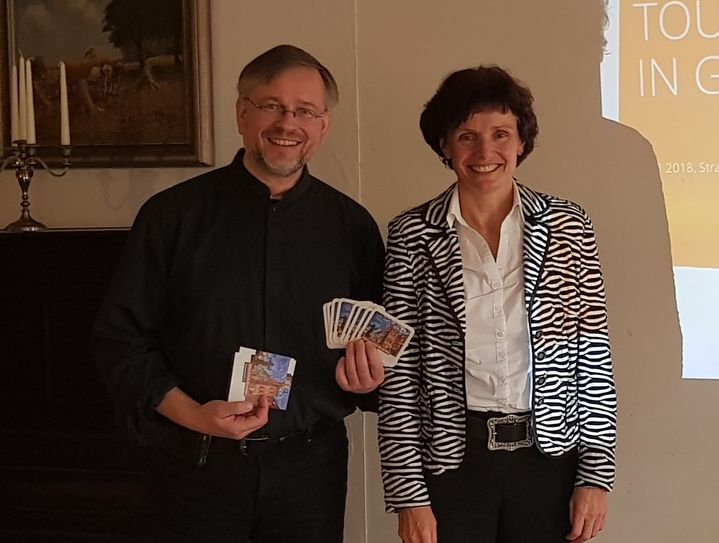 Bürgermeister Dr. Michael Wieler mit Katrin Bartsch vom Tourismusverein Görlitz. Foto: Europastadt GörlitzZgorzelec GmbH