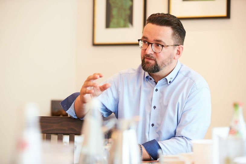 Finanzexperte Ronny Wagner, Geschäftsführer der Noble Metal Factory aus Schwarzheide und Gründer des Schule des Geldes e.V.. Foto: FF