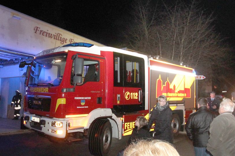 Das neue Hilfeleistungslöschgruppenfahrzeug sorgte für großes Interesse. Foto: André Wucht