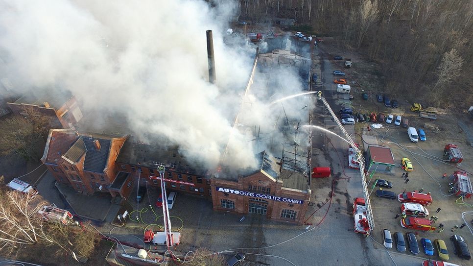 Die Feuerwehr war mit über 100 Kameraden im Einsatz. Foto: Landratsamt Görlitz