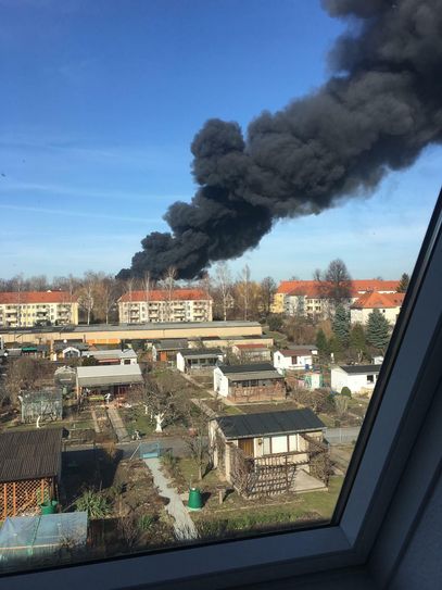 Die große Rauchwolke war in der ganzen Stadt zu sehen. Foto. WochenKurier