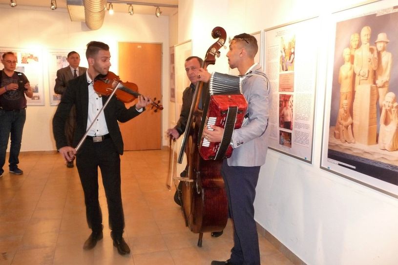 Die Senki-Band eröffnete die Vernissage.    Fotos: privat
