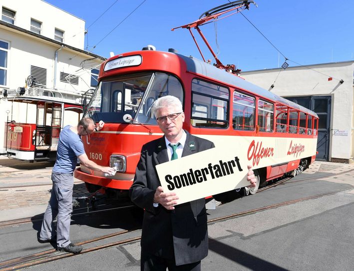 Vereinsvorsitzender Holger Frenzel hofft auf viele Geburtstagsgäste  Foto: Jörn Wolf